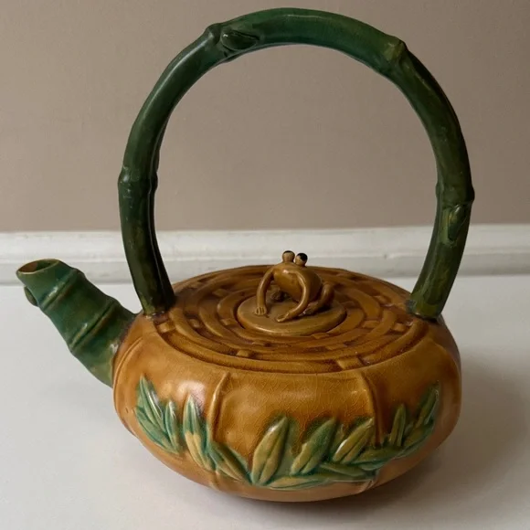 Ceramic Bamboo-Inspired Teapot w/Frog & Handle & 2 cans of The Republic of Tea - Picture 2 of 16
